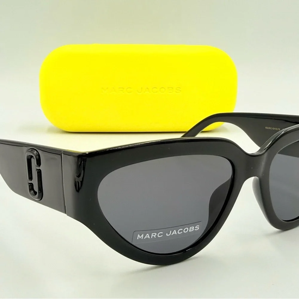 Marc Jacobs Cat Eye Sunglasses 645/s Glossy Black w/ Grey Lens 57m Fashion Frame